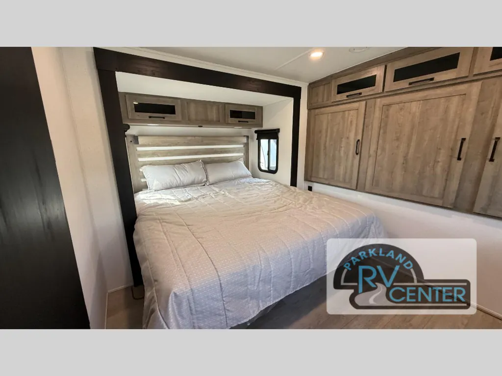 2027 Forest River Solaire 3060RKTS, Photos photo 42