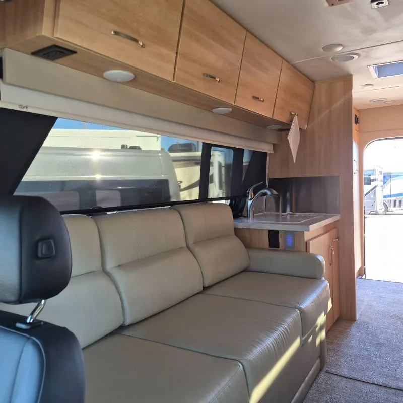 2025 Chinook RV Summit DS, Photos photo 7