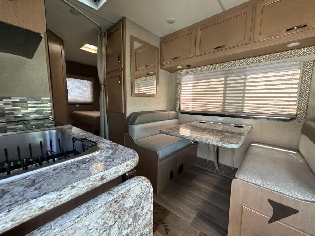 2018 Thor Motor Coach Freedom Elite 22FE, Photos photo 11