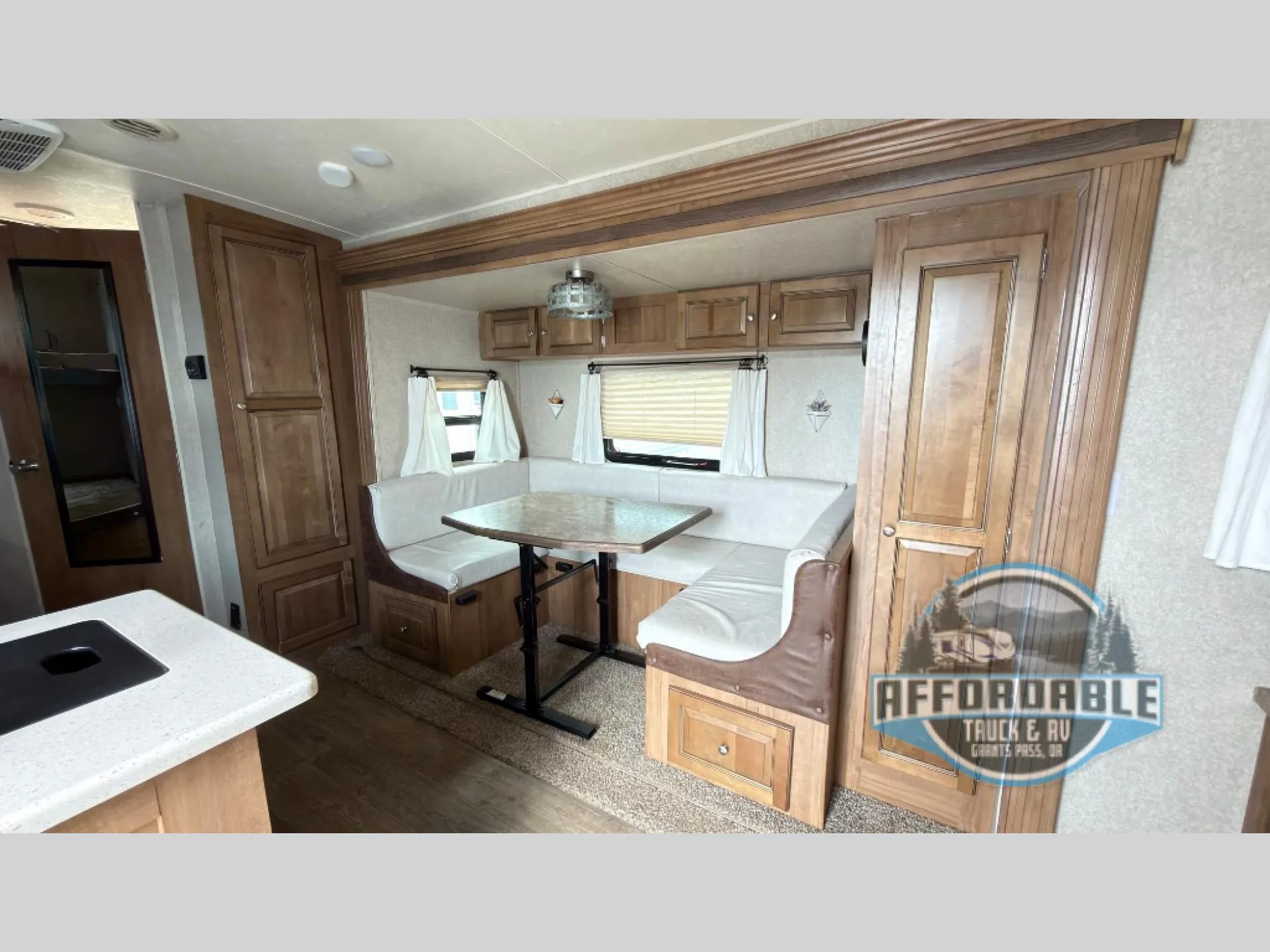 2018 Forest River Rockwood Mini Lite 2509S - Photo 4