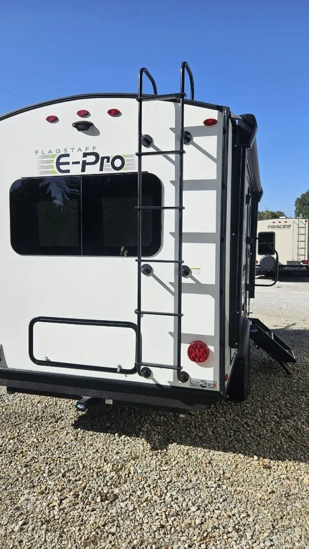 2023 FOREST RIVER FLAGSTAFF E-PRO 15TB - Photo 4