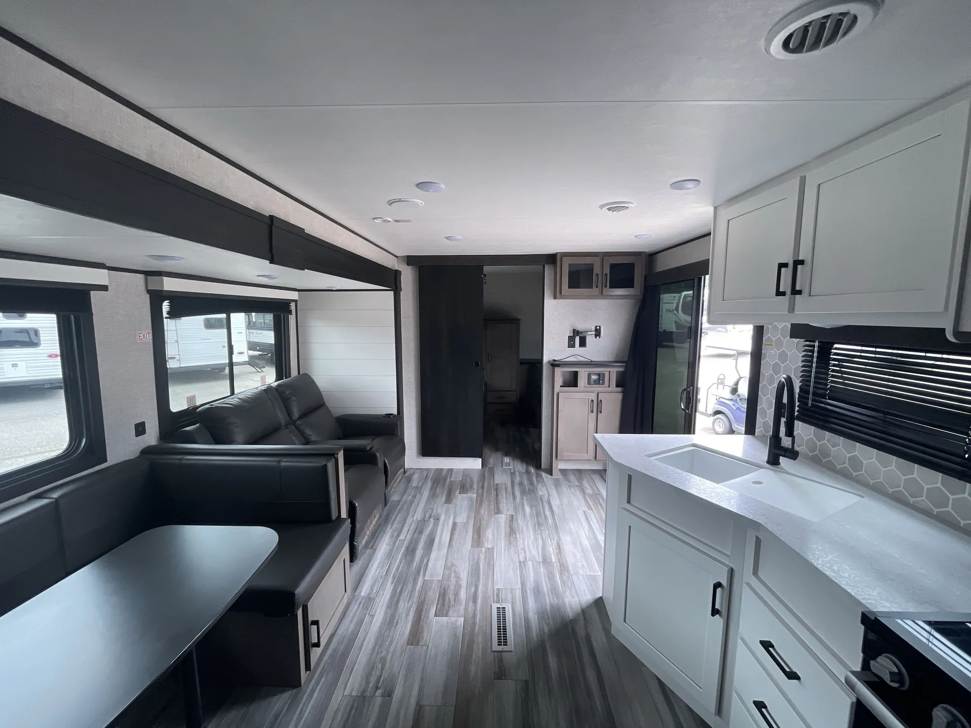 2024 Jayco Jay Flight 380DQS — living area main