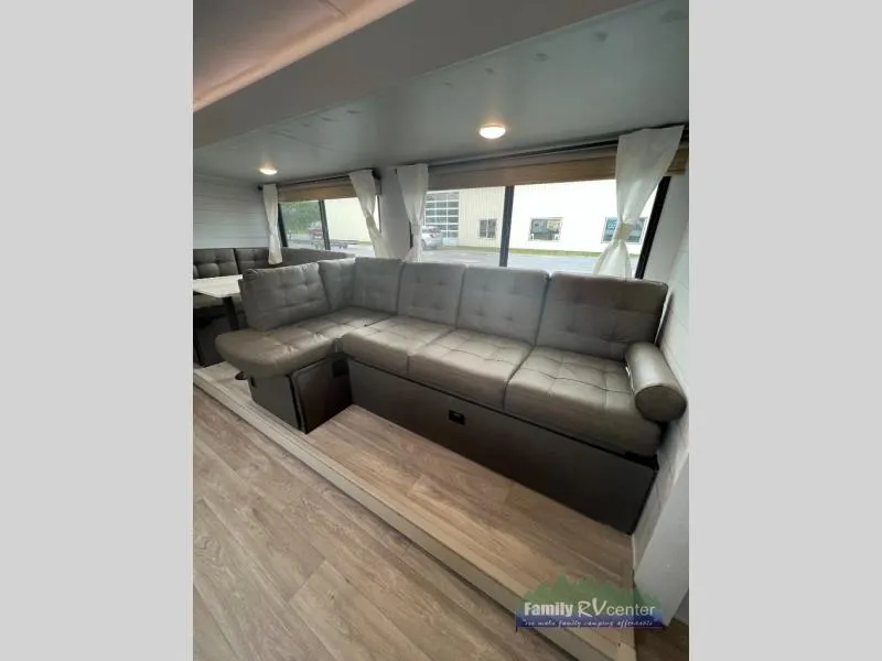 2027 Forest River RV Wildwood X-Lite 273QBXL - Photo 4