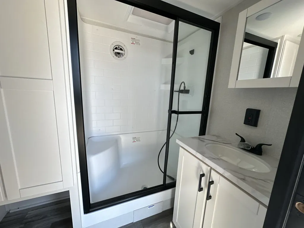 2026 Jayco Jay Flight Bungalow 404LOFT DS, Photos photo 18