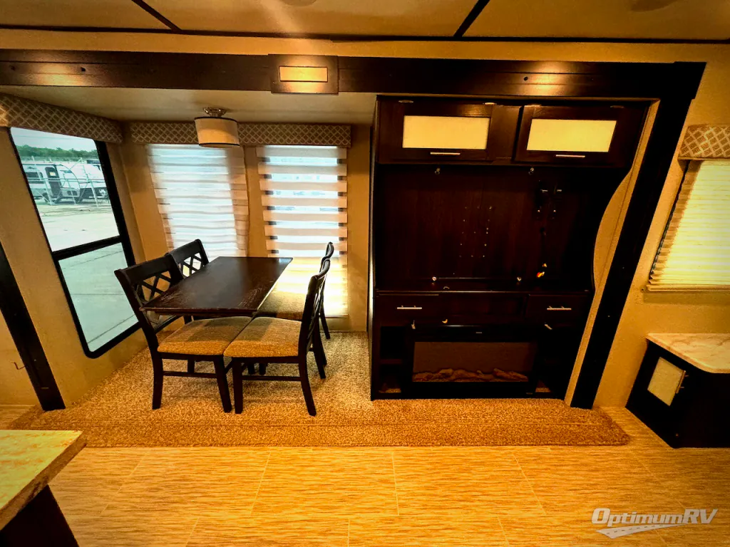 2019 Prime Time LaCrosse 3399SE, Photos photo 8