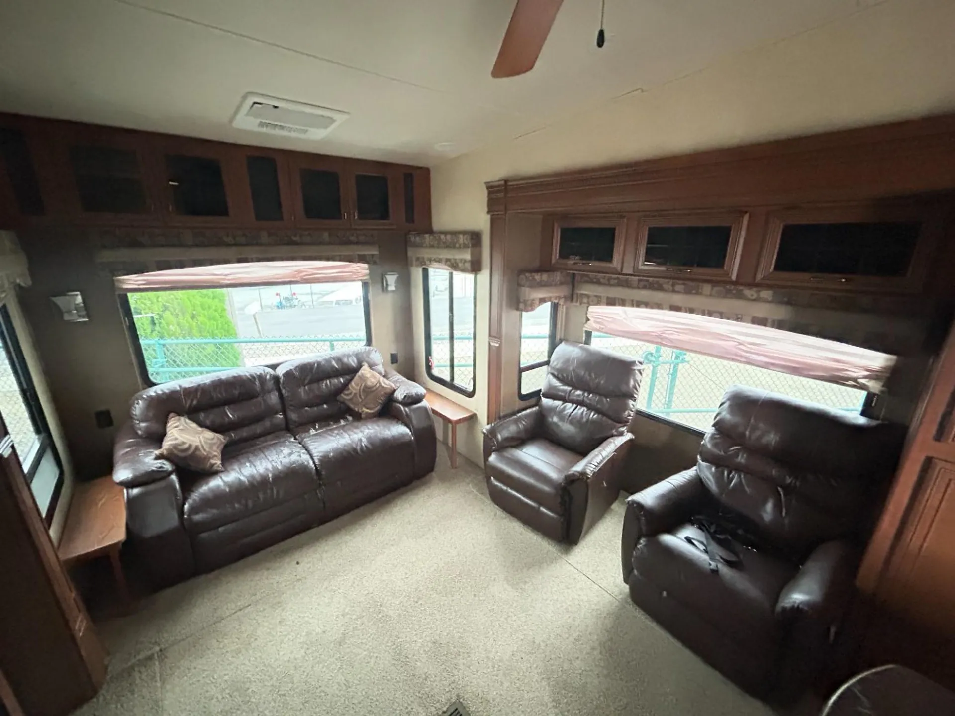 2014 Forest River Sandpiper 356RL - Photo 3
