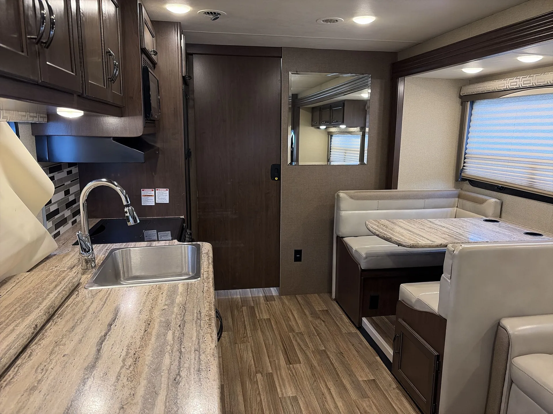 2018 Thor Motor Coach A.C.E 30.3 — living area main