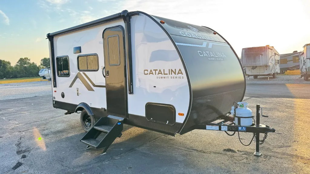 2027 Coachmen Catalina Summit Series 7 154RDX