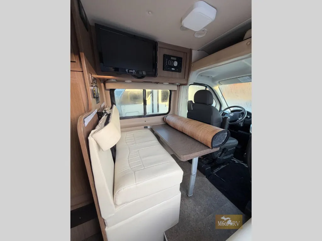 2015 Winnebago Travato 59G, Photos photo 7