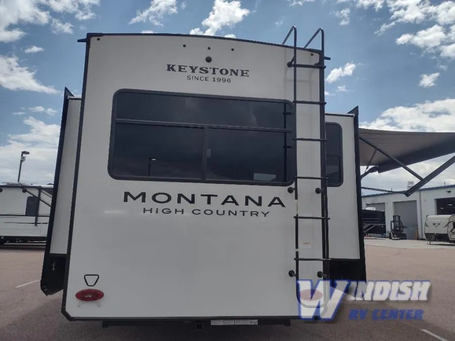 2026 Keystone Montana 385BR - Photo 4