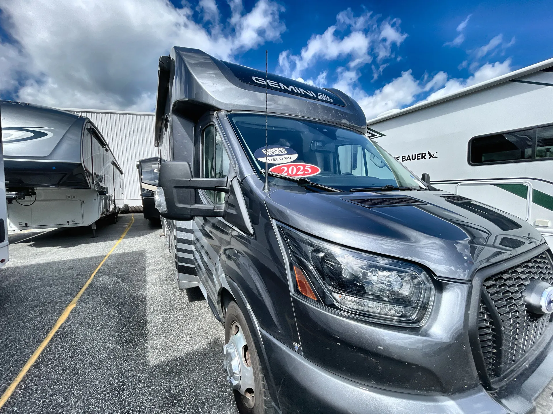 2025 Thor Motor Coach Gemini 24KB - Photo 2