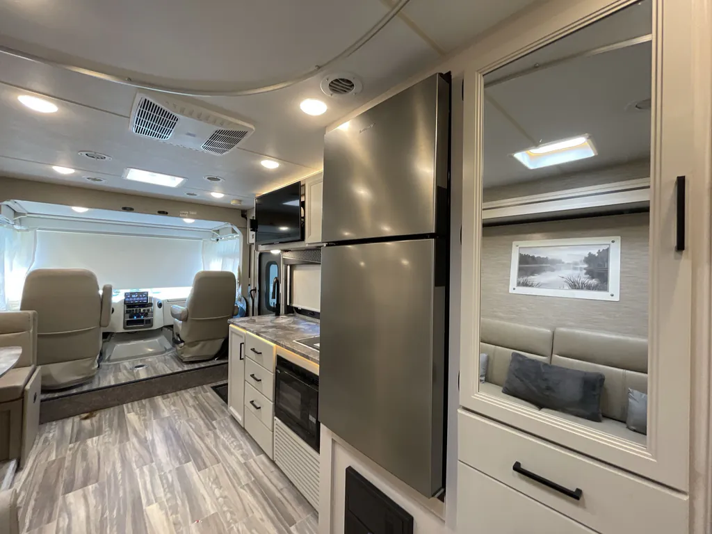 2023 Thor Motor Coach Axis 24.3, Photos photo 8