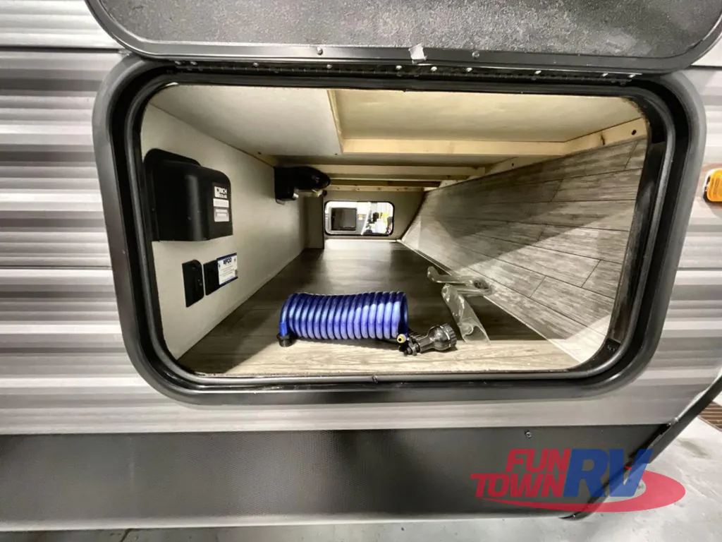 2026 Coachmen Catalina Legacy Edition 273DBHCK, Photos photo 12