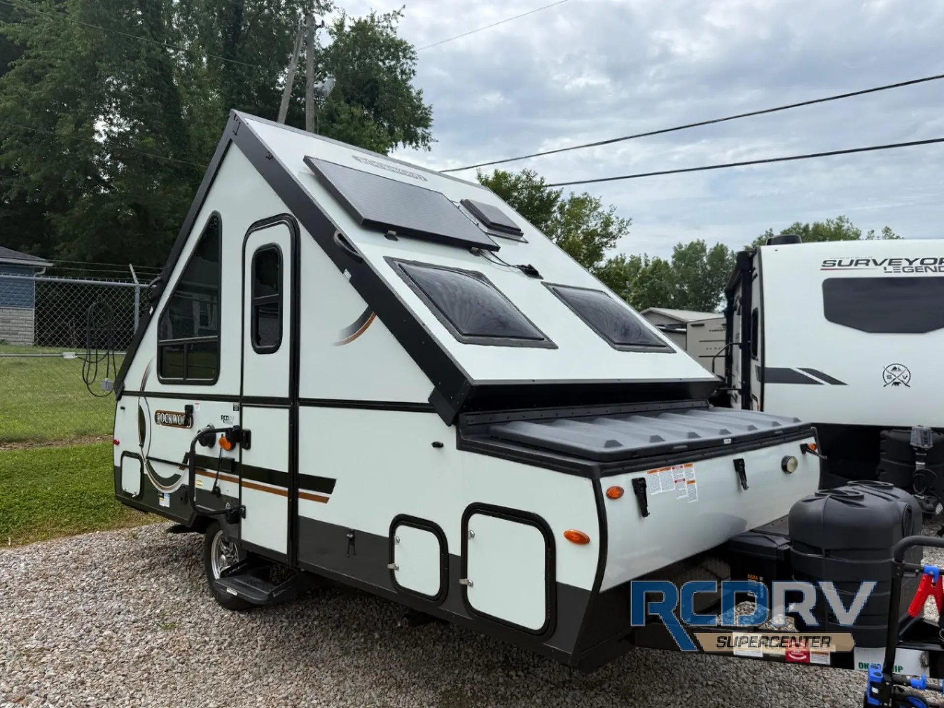 2024 Forest River Rockwood Hard Side A122S - Photo 2