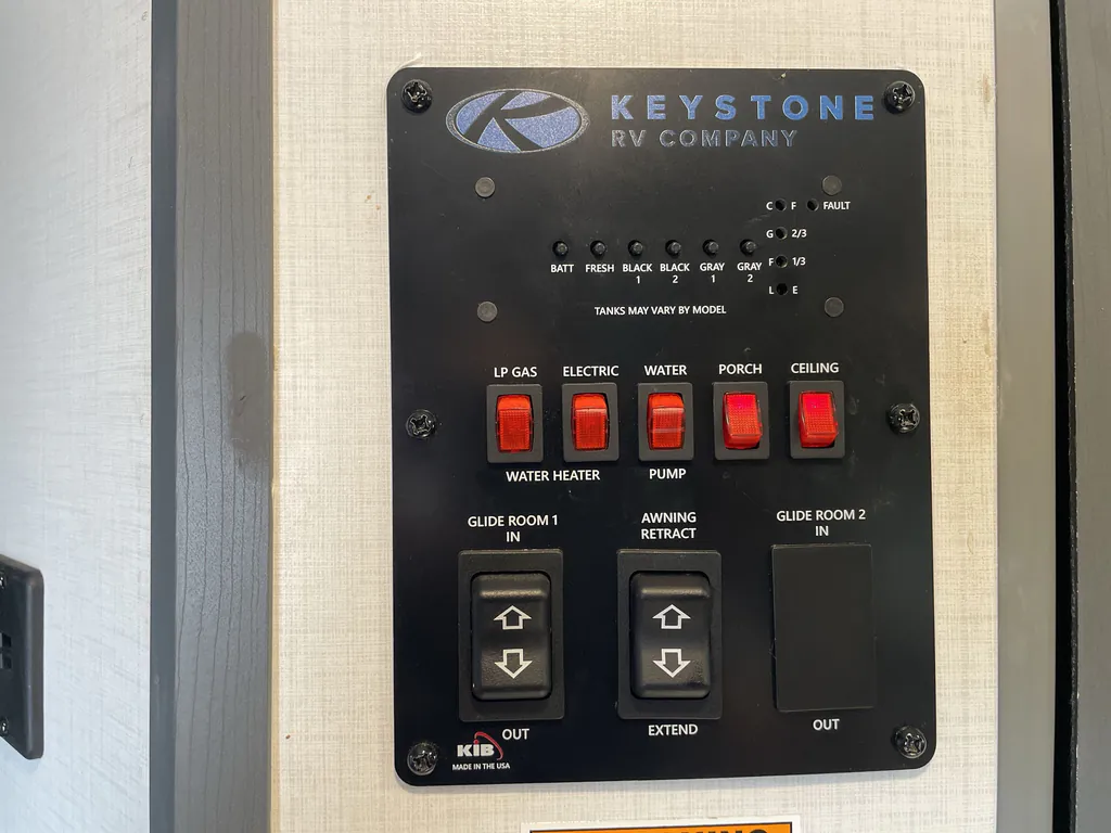 2022 Keystone Bullet 221RBS, Photos photo 16