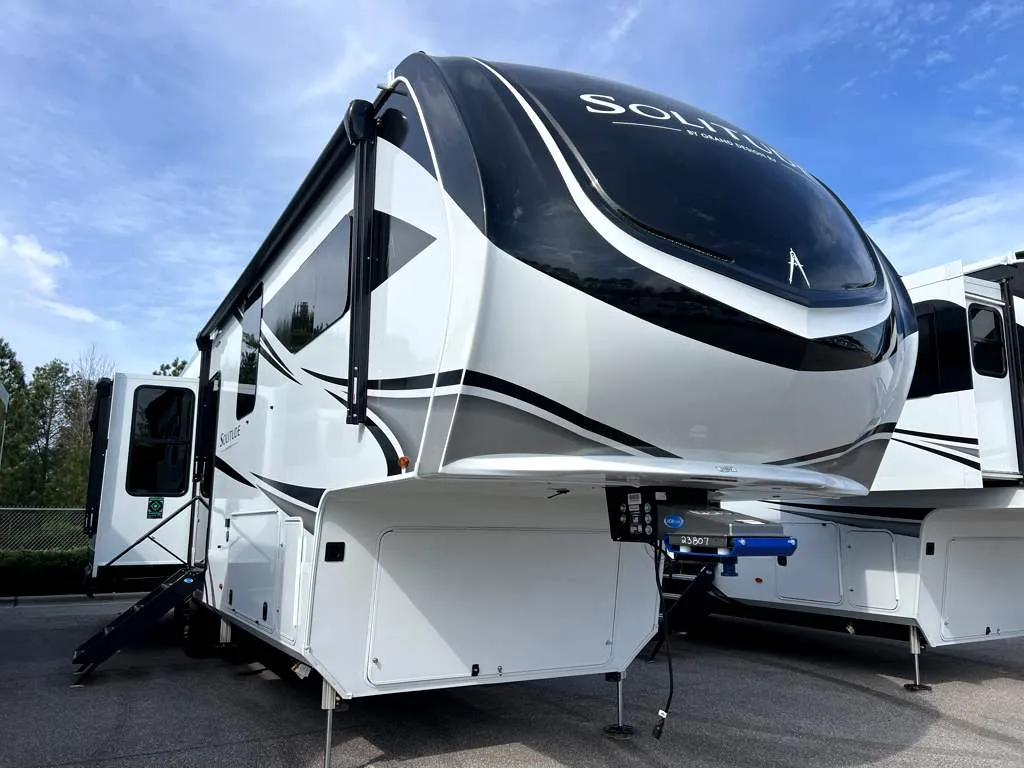 2026 Grand Design Solitude 370DV - Photo 2