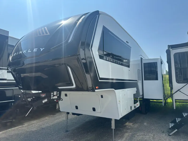 2026 Brinkley Model Z 2810, Photos photo 3