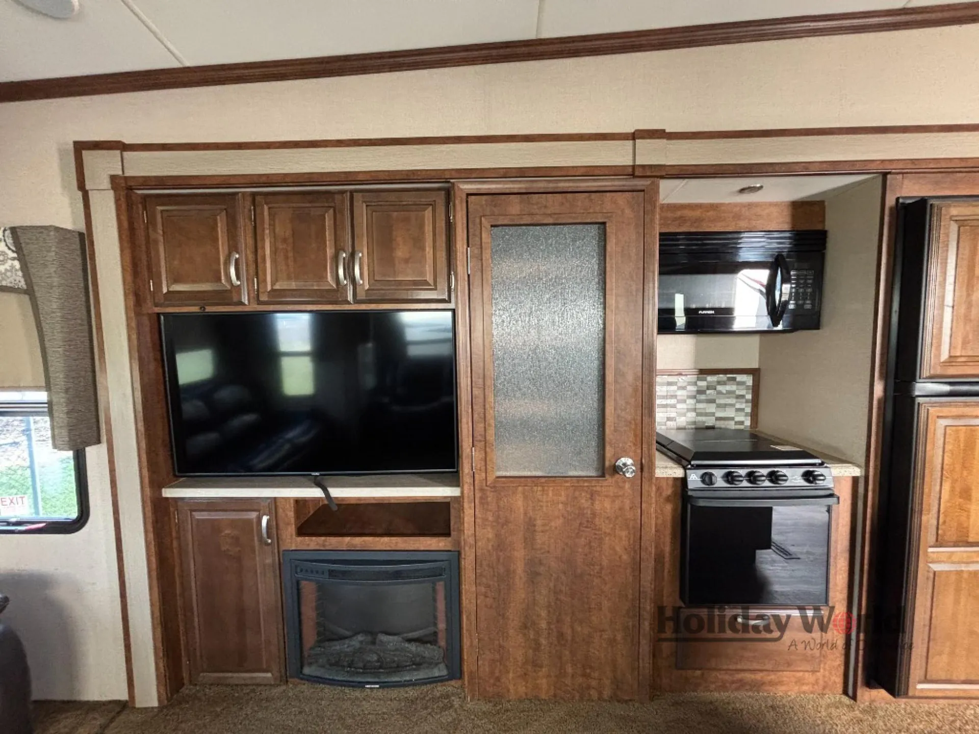2016 Forest River Blue Ridge 3045RL - Photo 4