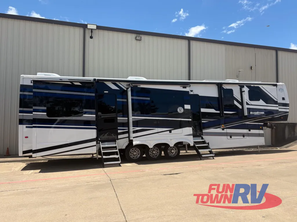 2026 Forest River RiverStone 420RE, Photos photo 13