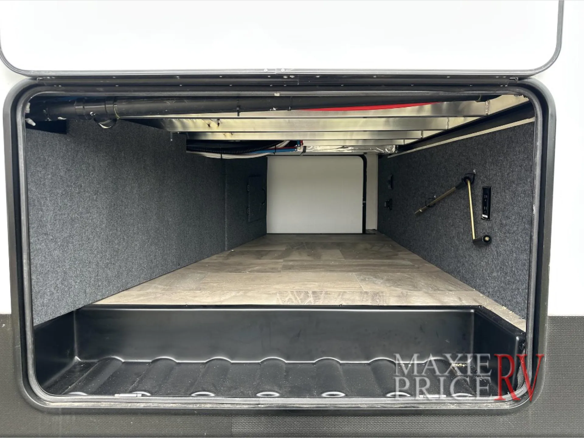 2026 Shasta RVs Phoenix 360BH - Photo 3
