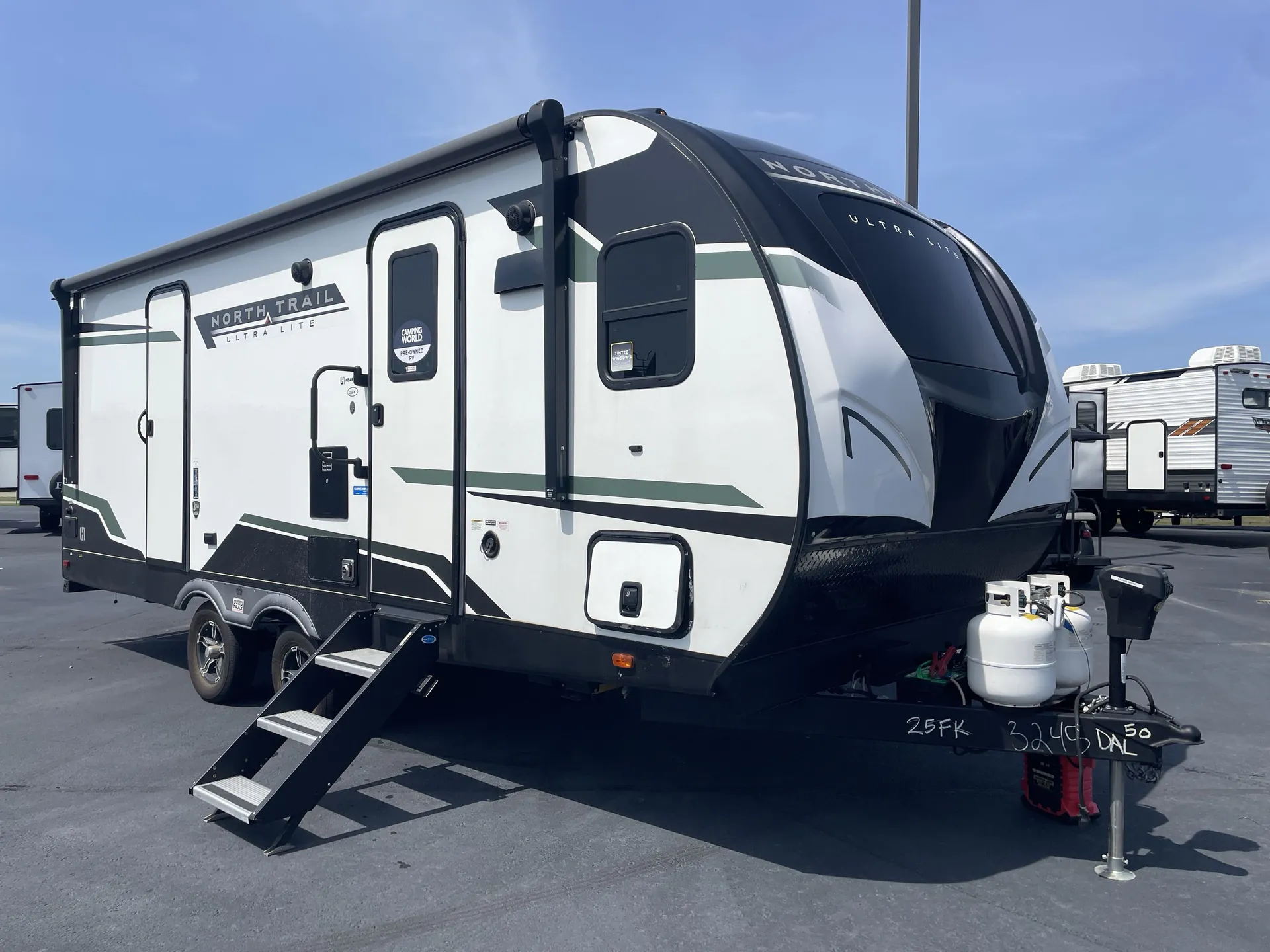 2024 Heartland North Trail Ultra-Lite Travel Trailer 25FK - Photo 2