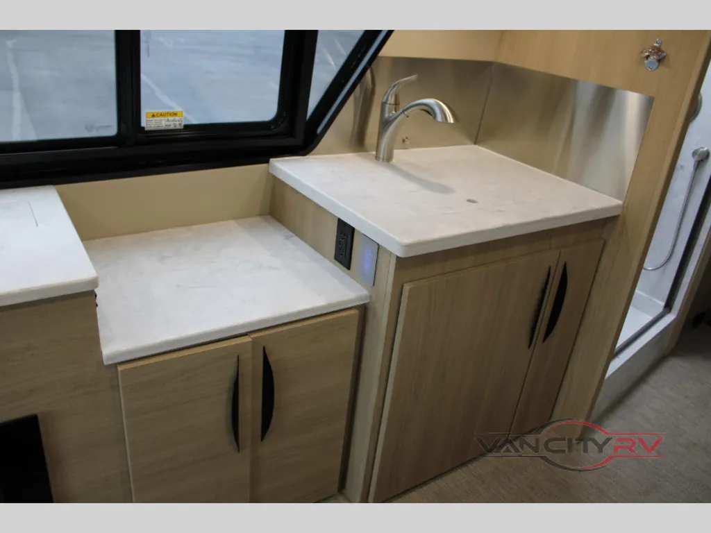 2025 Chinook RV Maverick SS, Photos photo 29
