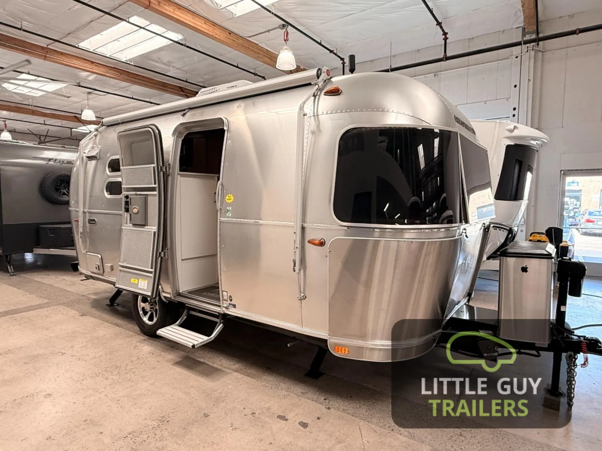 2021 Airstream Caravel 20FB - Photo 2