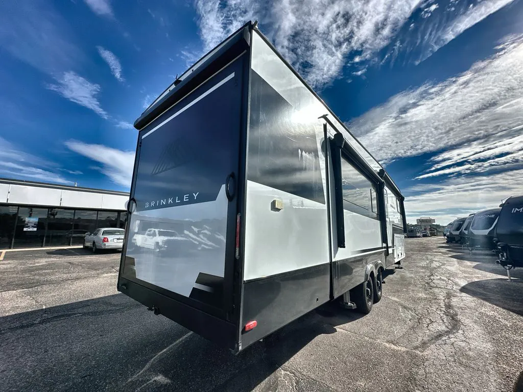 2025 Brinkley Model Z 3400, Photos photo 19
