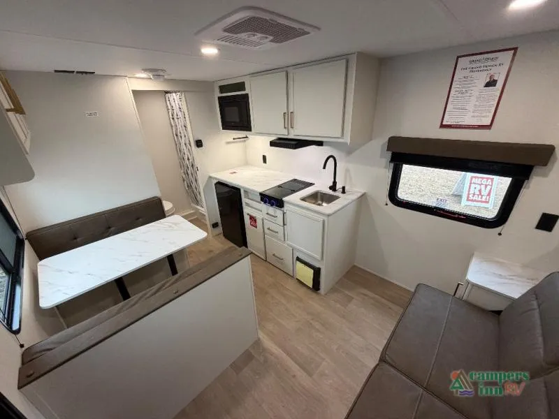 2026 Grand Design Transcend One 151RB - Photo 4