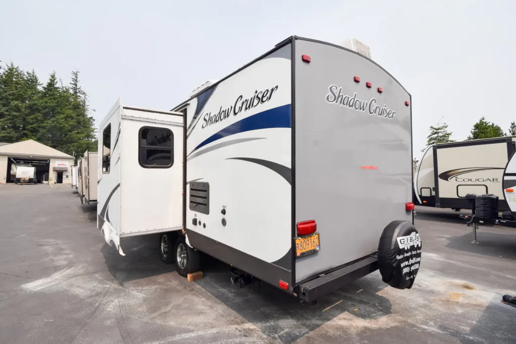 2015 Cruiser RV Shadow Cruiser 225RBS - Photo 4