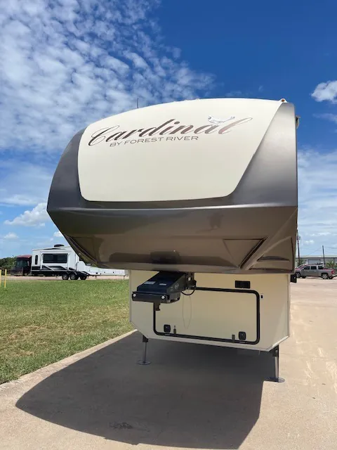 2016 Forest River RV Cardinal 3825FL - Photo 4