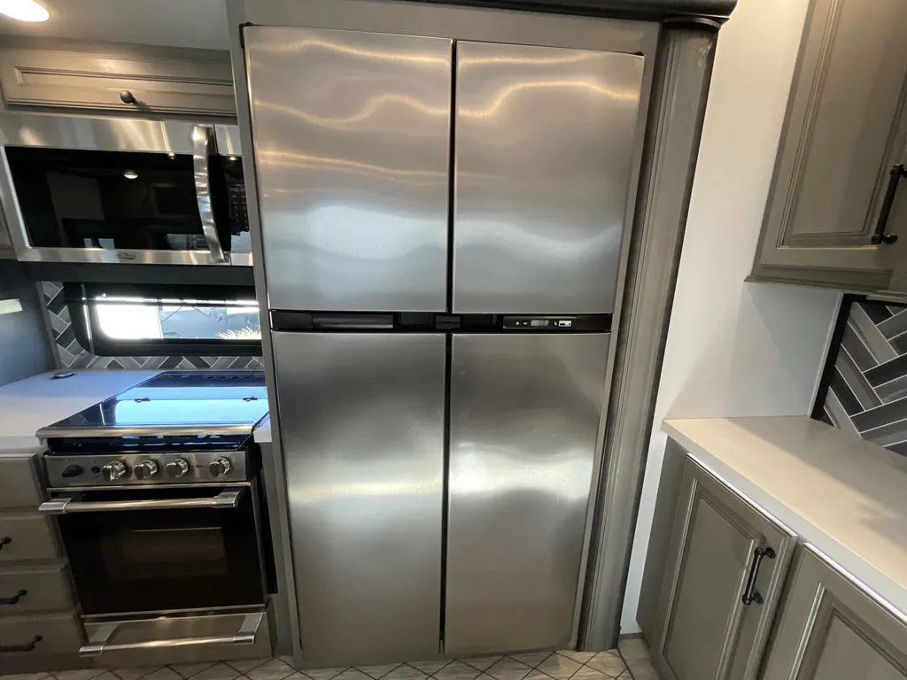 2022 Keystone Montana 3813MS, Photos photo 16