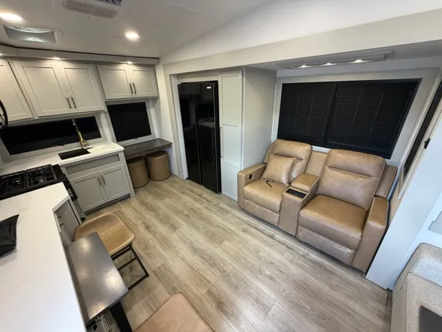 2025 Brinkley Model Z 2680, Photos photo 5