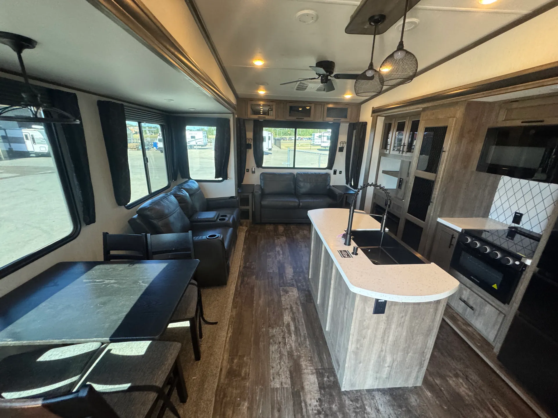 2022 Forest River Sabre 36BHQ — Photo 6