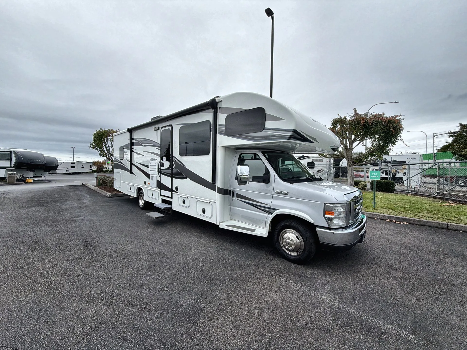 2018 Jayco Greyhawk 30X - Photo 3