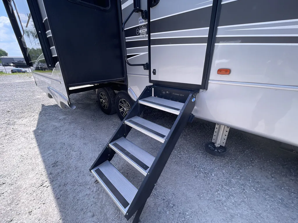 2022 Keystone Montana 3813MS, Photos photo 27
