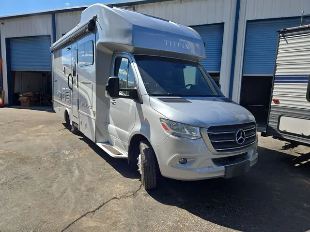 2023 Tiffin Wayfarer 25 JW