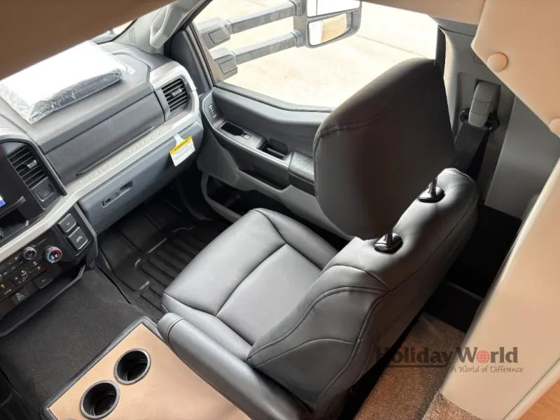 2027 Renegade RV Veracruz 33VRS - Photo 4