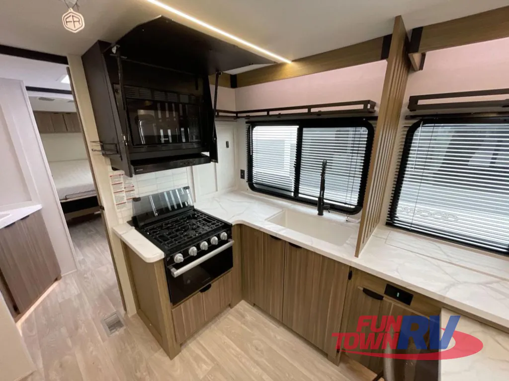 2026 Forest River Wildwood 300ICE, Photos photo 12