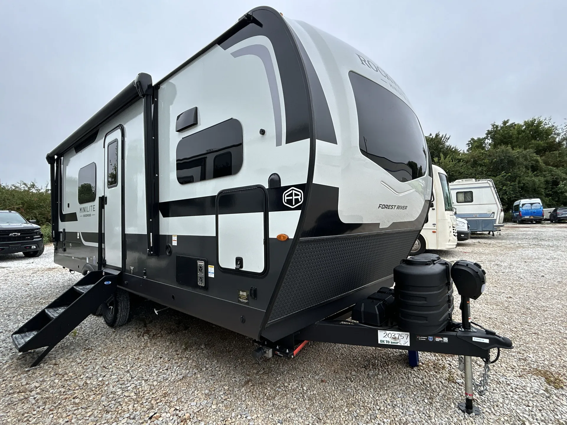 2027 Forest River Rockwood Mini Lite 2523MBR