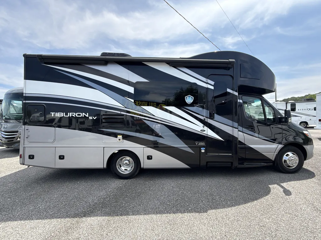 2022 Thor Motor Coach Tiburon 24FB, Photos photo 27