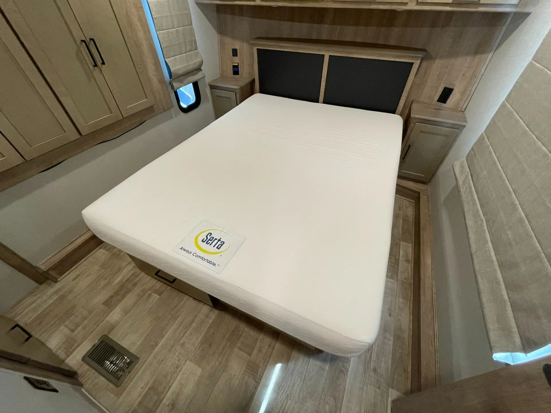2022 Keystone Arcadia 3250RL - Photo 4