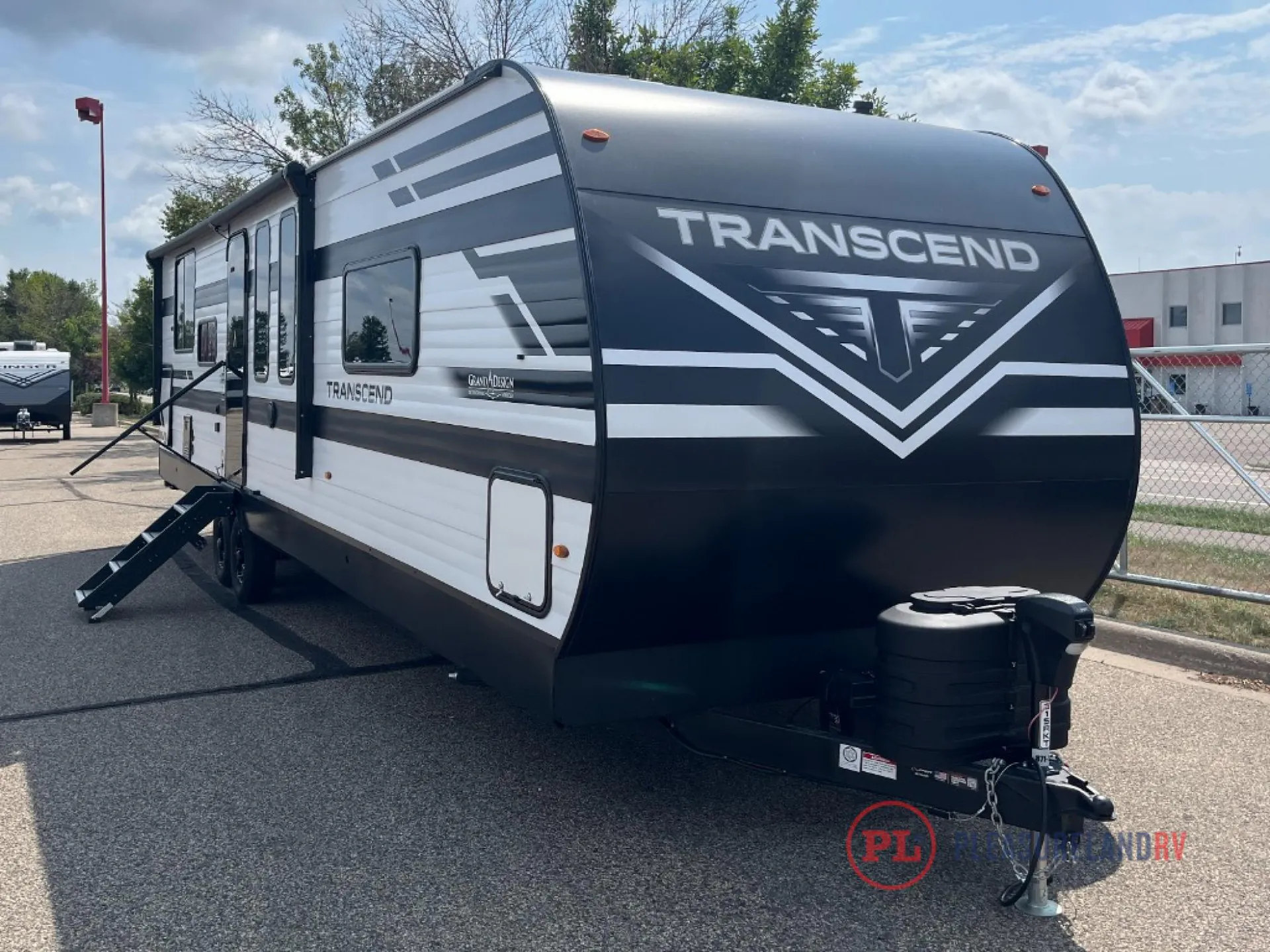 2026 Grand Design Transcend 315RKT - Photo 2