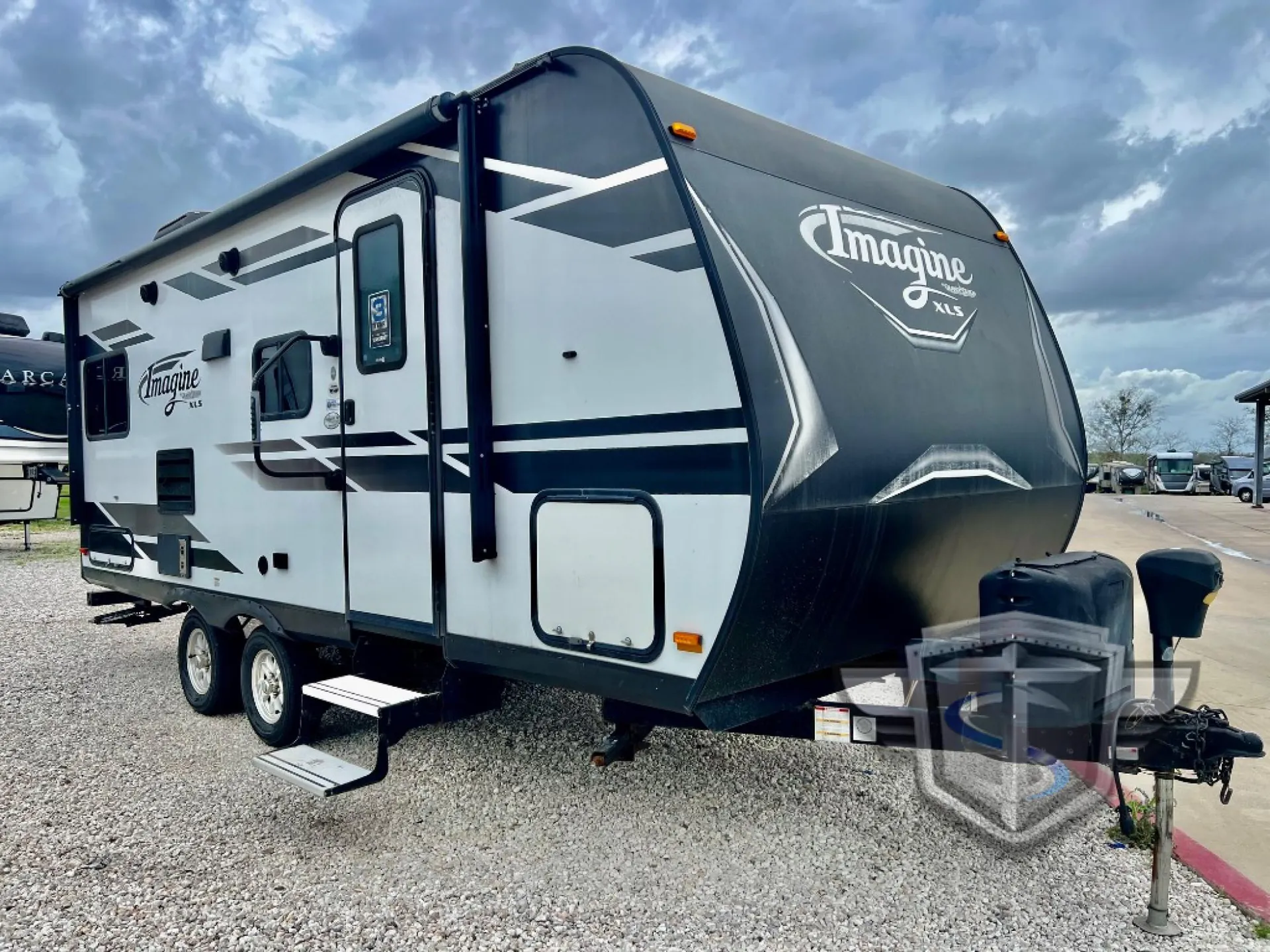 2019 Grand Design Imagine XLS 19RLE - Photo 2