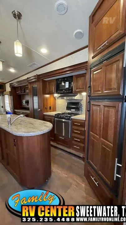 2015 Forest River Wildcat 333MK, Photos photo 33