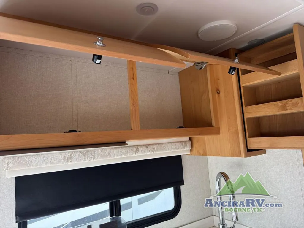 2018 Tiffin Wayfarer 24 TW, Photos photo 8