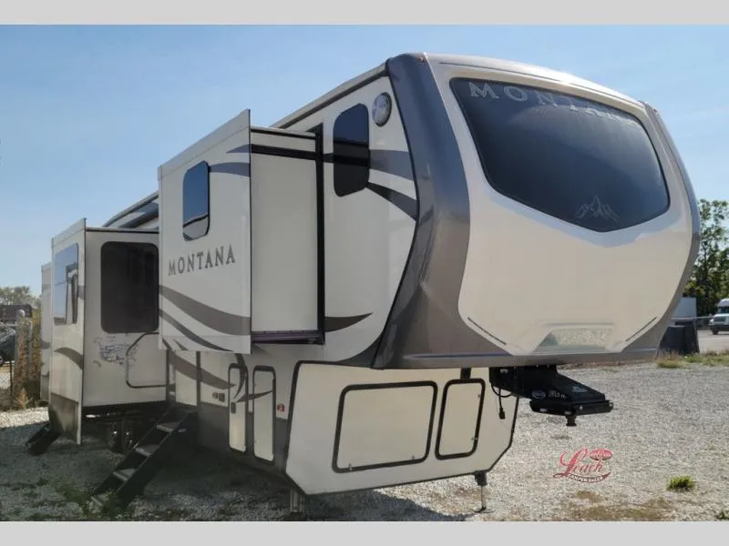 2018 Keystone RV Montana 3820FK - Photo 2