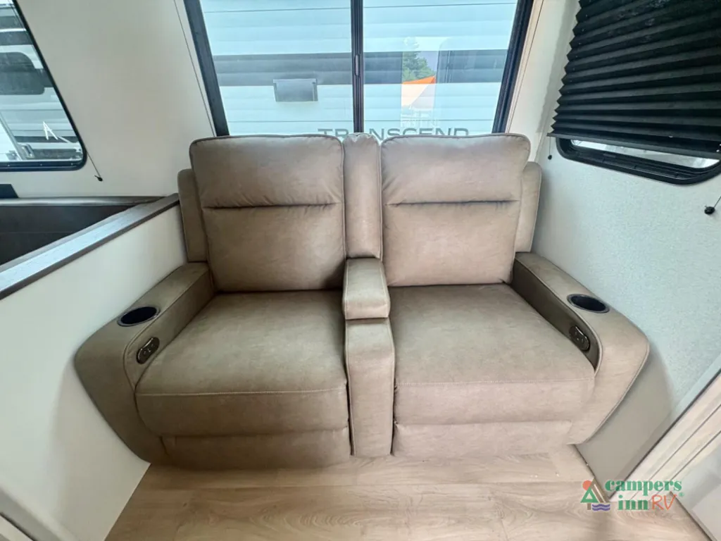 2027 Grand Design Transcend 335BHT, Photos photo 21