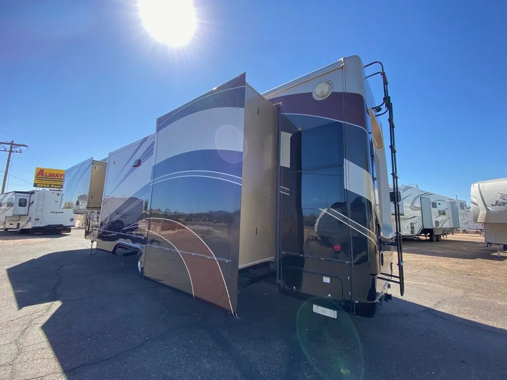 2016 DRV MOBILE SUITES 41RSSB4 - Photo 3