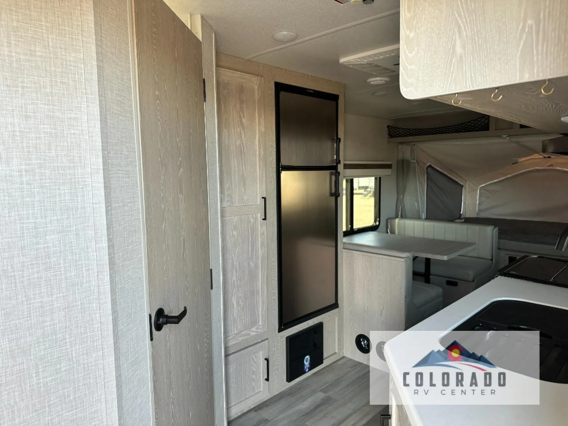 2023 Forest River Rockwood Roo 19 — Photo 6